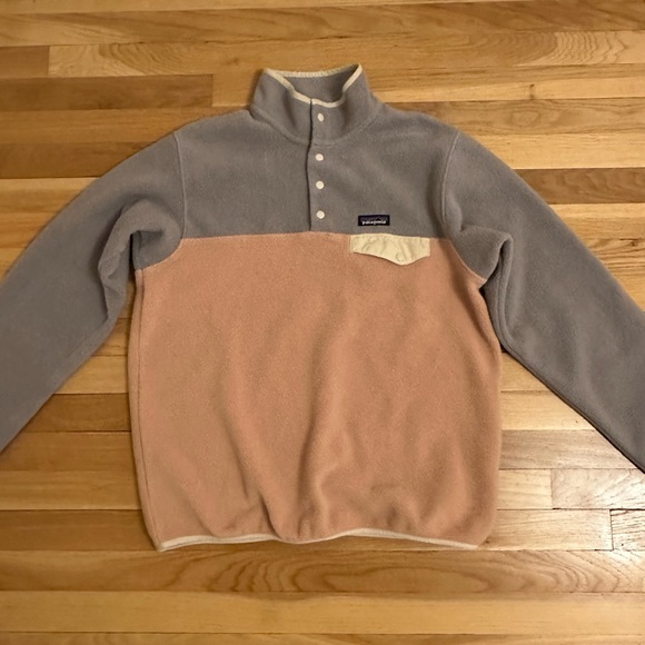 Patagonia Sweaters - Large Women’s Patagonia Synchilla snap fleece